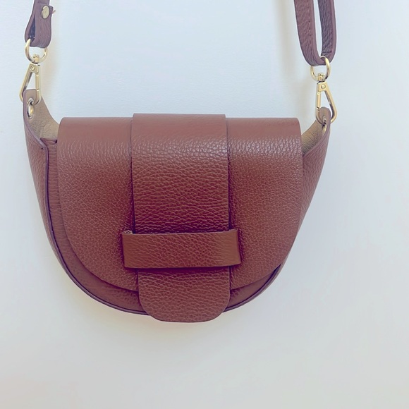 Genuine Leather Cognac Designer style Horseshoe Crossbody Shoulder Bag Purse - Picture 1 of 11